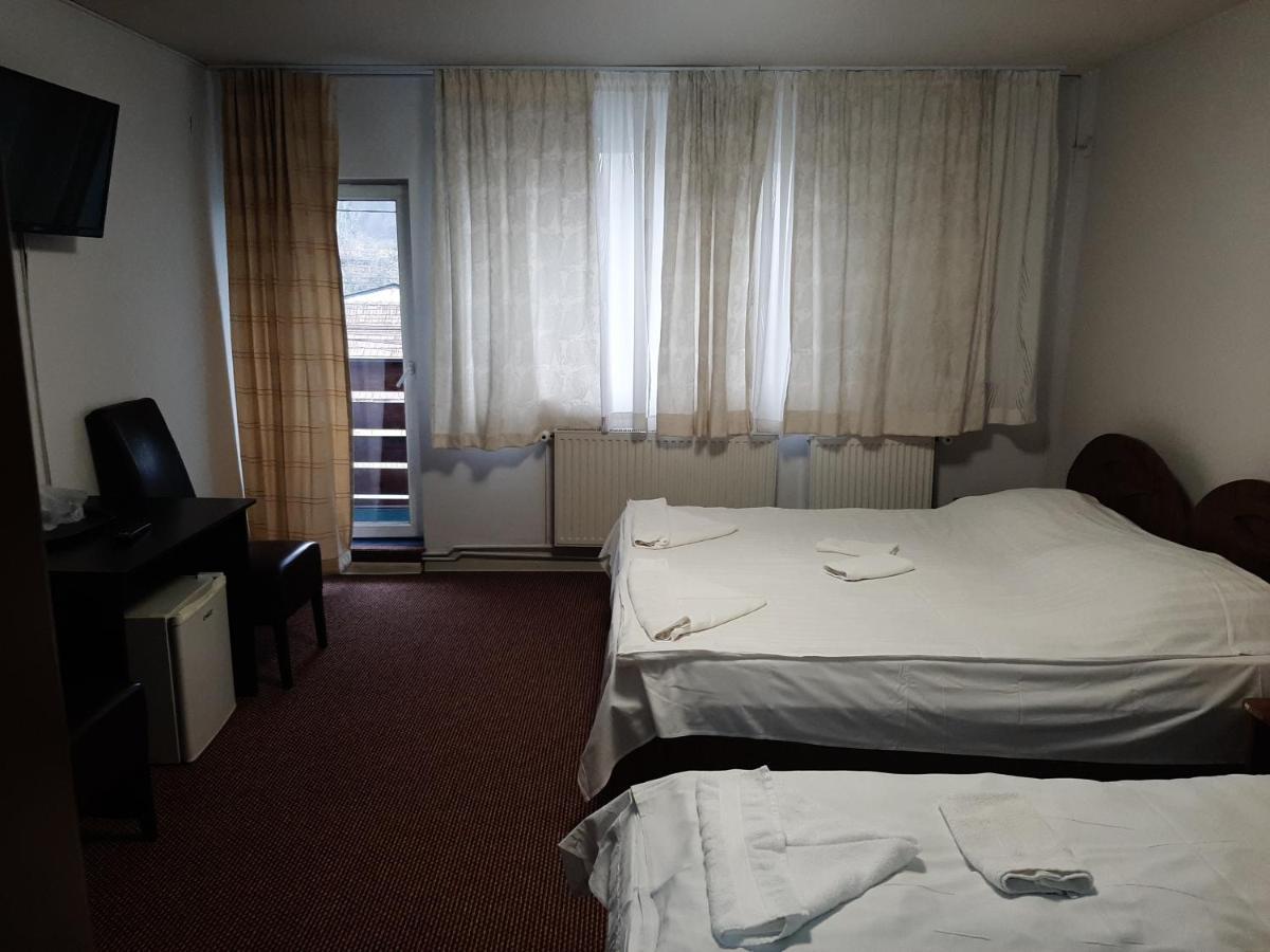 Hotel Casa Anemyra Săcele Exteriér fotografie