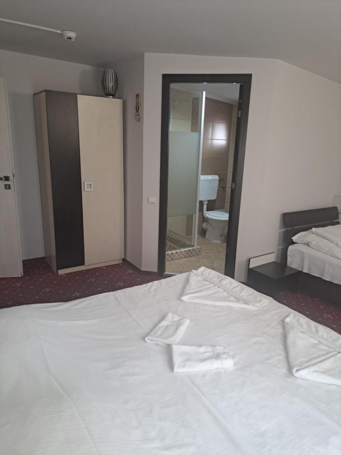 Hotel Casa Anemyra Săcele Exteriér fotografie