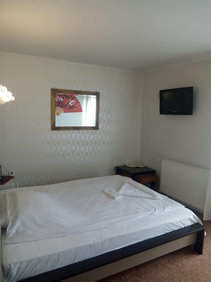Hotel Casa Anemyra Săcele Exteriér fotografie
