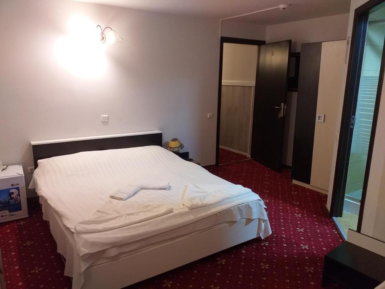 Hotel Casa Anemyra Săcele Exteriér fotografie