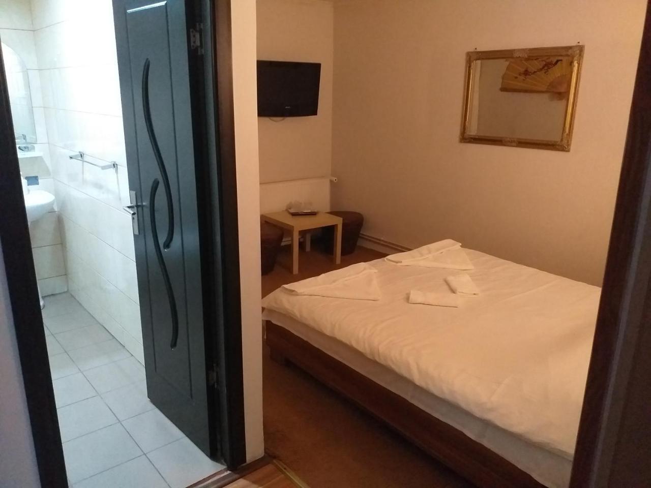 Hotel Casa Anemyra Săcele Exteriér fotografie