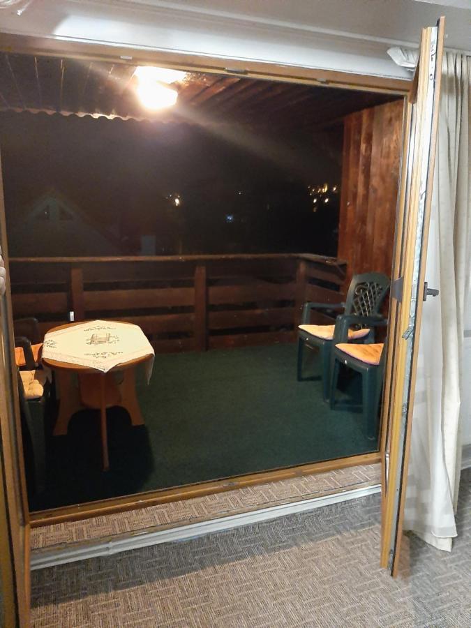 Hotel Casa Anemyra Săcele Exteriér fotografie